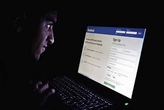 Belçika'da BPC Adlı Kuruluş, Facebook'un Casusluk Yaptığını İddia etti