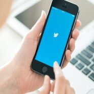 Twitter'dan Pratik Yükleme Butonu
