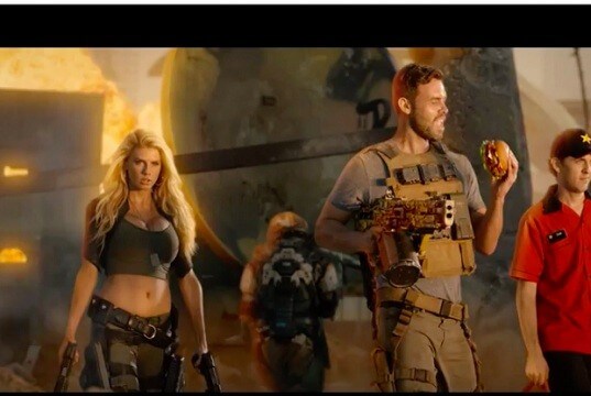 Uzman Çavuş Carl's Jr Call Of Duty'de 13 Uzman Çavuş Carl's Jr Call Of Duty'de